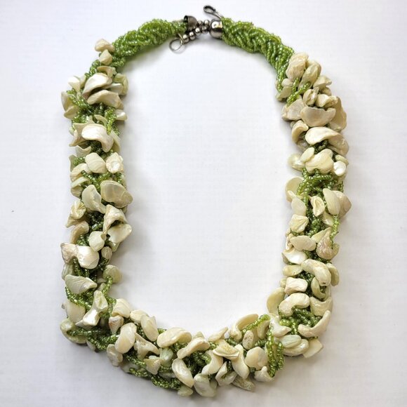 Chunky Shell Chips and Green Bead Bib Necklace - Picture 9 of 14